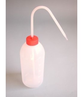 BOTTIGLIA C/BECCUCCIO PLAST. ML.250